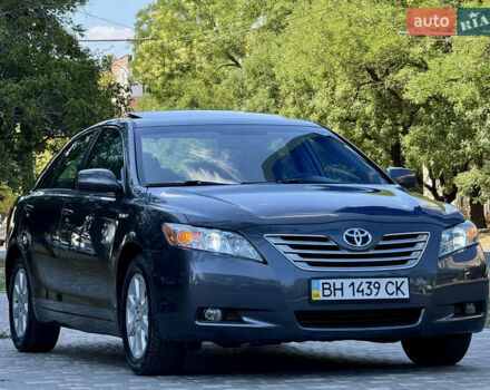 Сірий Тойота Камрі, об'ємом двигуна 2.4 л та пробігом 190 тис. км за 9300 $, фото 2 на Automoto.ua