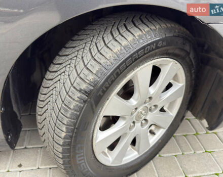 Сірий Тойота Камрі, об'ємом двигуна 2.4 л та пробігом 220 тис. км за 9100 $, фото 28 на Automoto.ua