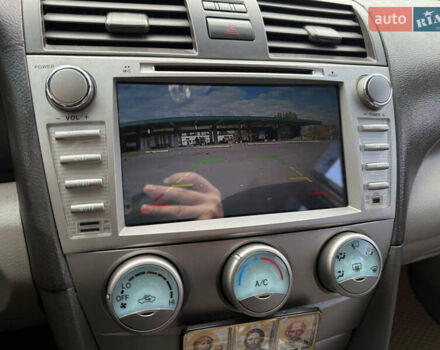 Тойота Камри 2009 в Николаеве на Automoto.ua Серый Тойота Камри, объемом двигателя 2.36 л и пробегом 245 тыс. км за 8200 $, фото 7 на Automoto.ua