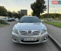 Сірий Тойота Камрі, об'ємом двигуна 2.36 л та пробігом 365 тис. км за 8900 $, фото 1 на Automoto.ua