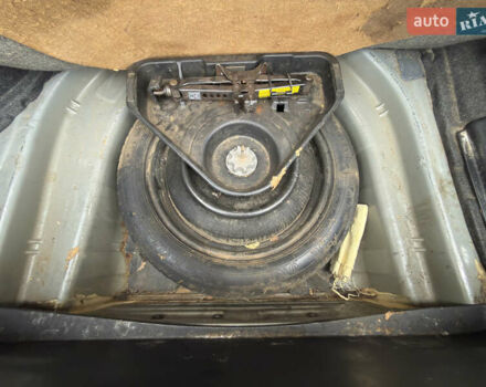 Сірий Тойота Камрі, об'ємом двигуна 2.4 л та пробігом 220 тис. км за 9100 $, фото 43 на Automoto.ua