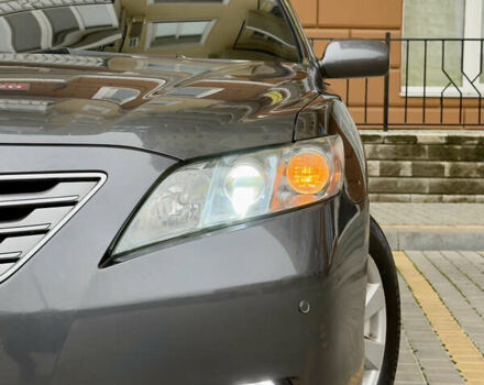 Сірий Тойота Камрі, об'ємом двигуна 2.4 л та пробігом 220 тис. км за 9100 $, фото 12 на Automoto.ua