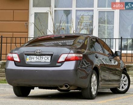 Сірий Тойота Камрі, об'ємом двигуна 2.4 л та пробігом 220 тис. км за 9100 $, фото 32 на Automoto.ua