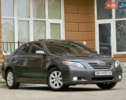 Сірий Тойота Камрі, об'ємом двигуна 2.4 л та пробігом 220 тис. км за 9100 $, фото 17 на Automoto.ua