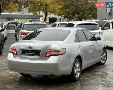 Сірий Тойота Камрі, об'ємом двигуна 2.5 л та пробігом 315 тис. км за 8900 $, фото 22 на Automoto.ua