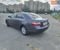 Серый Тойота Камри, объемом двигателя 2.36 л и пробегом 203 тыс. км за 9500 $, фото 2 на Automoto.ua