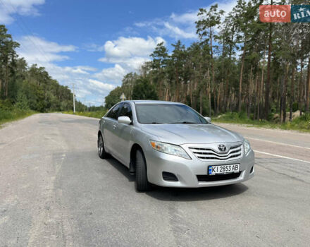 Сірий Тойота Камрі, об'ємом двигуна 2.5 л та пробігом 270 тис. км за 8800 $, фото 13 на Automoto.ua