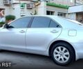 Сірий Тойота Камрі, об'ємом двигуна 2.4 л та пробігом 115 тис. км за 9700 $, фото 1 на Automoto.ua