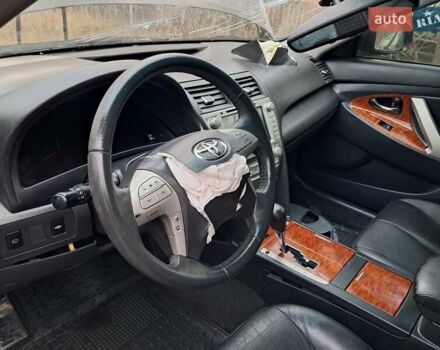 Серый Тойота Камри, объемом двигателя 2.4 л и пробегом 200 тыс. км за 4699 $, фото 39 на Automoto.ua