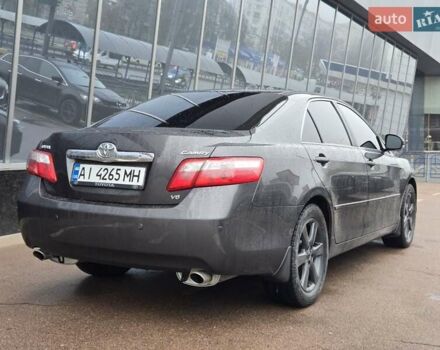 Серый Тойота Камри, объемом двигателя 3.5 л и пробегом 157 тыс. км за 15900 $, фото 3 на Automoto.ua