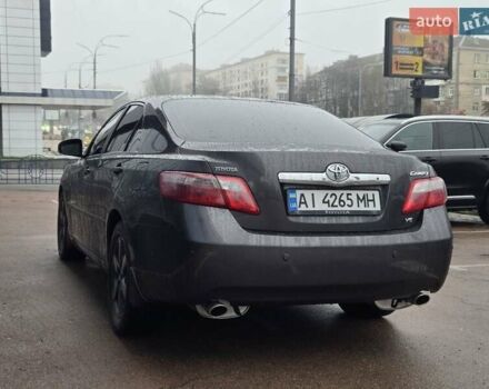 Серый Тойота Камри, объемом двигателя 3.5 л и пробегом 157 тыс. км за 15900 $, фото 4 на Automoto.ua