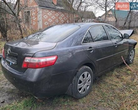 Серый Тойота Камри, объемом двигателя 2.4 л и пробегом 200 тыс. км за 4699 $, фото 27 на Automoto.ua