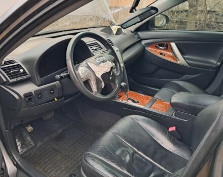 Серый Тойота Камри, объемом двигателя 2.4 л и пробегом 200 тыс. км за 4699 $, фото 21 на Automoto.ua