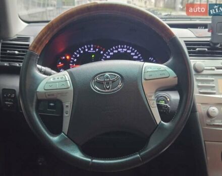 Серый Тойота Камри, объемом двигателя 3.5 л и пробегом 157 тыс. км за 15900 $, фото 21 на Automoto.ua
