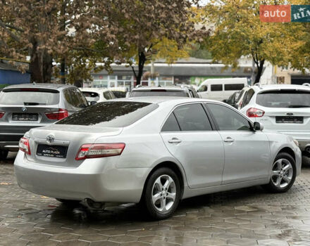 Сірий Тойота Камрі, об'ємом двигуна 2.5 л та пробігом 315 тис. км за 8900 $, фото 24 на Automoto.ua