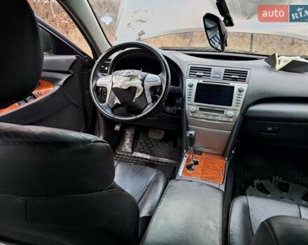 Серый Тойота Камри, объемом двигателя 2.4 л и пробегом 200 тыс. км за 4699 $, фото 31 на Automoto.ua