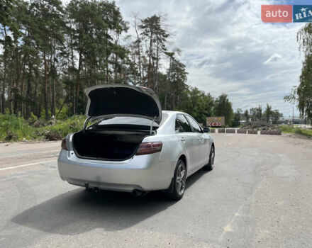 Сірий Тойота Камрі, об'ємом двигуна 2.5 л та пробігом 270 тис. км за 8800 $, фото 18 на Automoto.ua