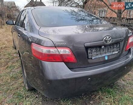 Серый Тойота Камри, объемом двигателя 2.4 л и пробегом 200 тыс. км за 4699 $, фото 22 на Automoto.ua