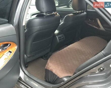 Серый Тойота Камри, объемом двигателя 3.5 л и пробегом 157 тыс. км за 15900 $, фото 11 на Automoto.ua