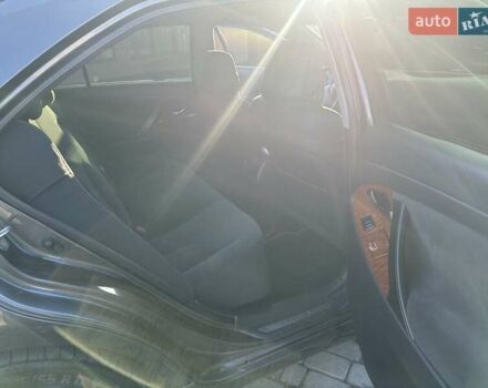 Серый Тойота Камри, объемом двигателя 2.36 л и пробегом 258 тыс. км за 9500 $, фото 13 на Automoto.ua