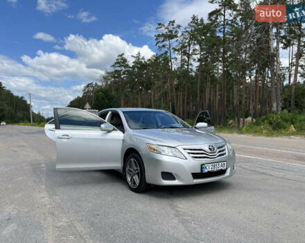 Сірий Тойота Камрі, об'ємом двигуна 2.5 л та пробігом 270 тис. км за 8800 $, фото 21 на Automoto.ua