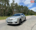 Серый Тойота Камри, объемом двигателя 2.5 л и пробегом 270 тыс. км за 8800 $, фото 1 на Automoto.ua