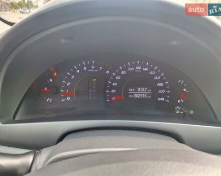 Серый Тойота Камри, объемом двигателя 2.36 л и пробегом 203 тыс. км за 9500 $, фото 15 на Automoto.ua