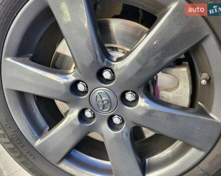 Серый Тойота Камри, объемом двигателя 3.5 л и пробегом 157 тыс. км за 15500 $, фото 26 на Automoto.ua