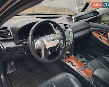 Серый Тойота Камри, объемом двигателя 2.4 л и пробегом 200 тыс. км за 4699 $, фото 37 на Automoto.ua