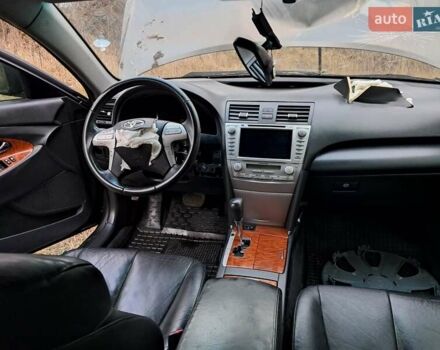 Серый Тойота Камри, объемом двигателя 2.4 л и пробегом 200 тыс. км за 4699 $, фото 36 на Automoto.ua