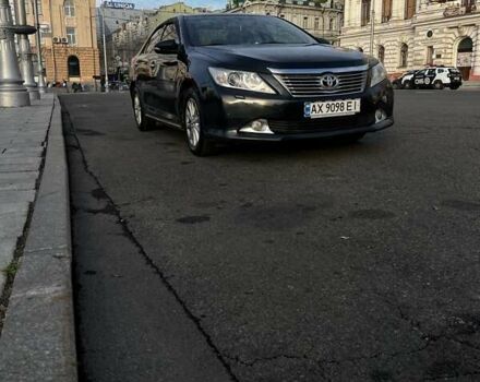 Серый Тойота Камри, объемом двигателя 2.49 л и пробегом 155 тыс. км за 12500 $, фото 5 на Automoto.ua