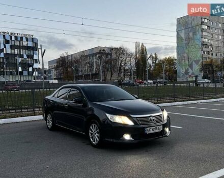 Серый Тойота Камри, объемом двигателя 2.49 л и пробегом 155 тыс. км за 12500 $, фото 43 на Automoto.ua