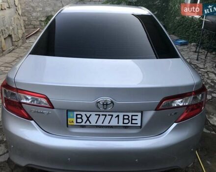 Серый Тойота Камри, объемом двигателя 2.5 л и пробегом 250 тыс. км за 10000 $, фото 7 на Automoto.ua