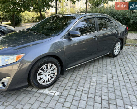 Сірий Тойота Камрі, об'ємом двигуна 2.5 л та пробігом 264 тис. км за 11500 $, фото 10 на Automoto.ua