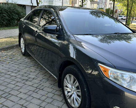 Сірий Тойота Камрі, об'ємом двигуна 2.5 л та пробігом 264 тис. км за 11500 $, фото 3 на Automoto.ua