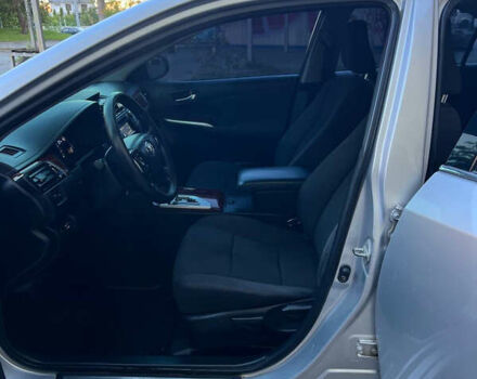 Сірий Тойота Камрі, об'ємом двигуна 2.5 л та пробігом 291 тис. км за 9999 $, фото 19 на Automoto.ua