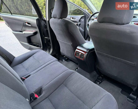 Серый Тойота Камри, объемом двигателя 2.5 л и пробегом 145 тыс. км за 13400 $, фото 30 на Automoto.ua