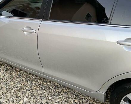 Серый Тойота Камри, объемом двигателя 2.49 л и пробегом 200 тыс. км за 8500 $, фото 2 на Automoto.ua