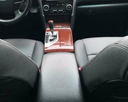 Серый Тойота Камри, объемом двигателя 2.49 л и пробегом 196 тыс. км за 12300 $, фото 83 на Automoto.ua