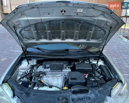 Сірий Тойота Камрі, об'ємом двигуна 2.5 л та пробігом 291 тис. км за 9999 $, фото 32 на Automoto.ua