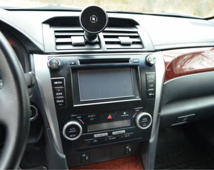 Серый Тойота Камри, объемом двигателя 2.5 л и пробегом 232 тыс. км за 12950 $, фото 13 на Automoto.ua