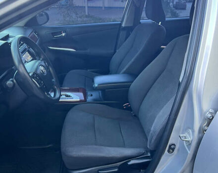 Серый Тойота Камри, объемом двигателя 2.49 л и пробегом 303 тыс. км за 10500 $, фото 15 на Automoto.ua