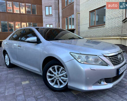 Сірий Тойота Камрі, об'ємом двигуна 2.5 л та пробігом 291 тис. км за 9999 $, фото 3 на Automoto.ua
