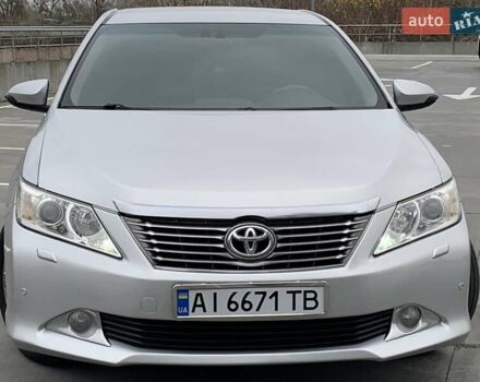 Серый Тойота Камри, объемом двигателя 2.49 л и пробегом 196 тыс. км за 12300 $, фото 11 на Automoto.ua