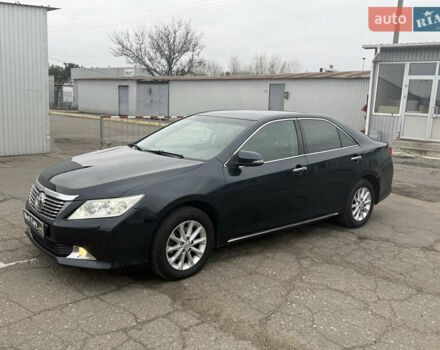 Серый Тойота Камри, объемом двигателя 2.5 л и пробегом 232 тыс. км за 11900 $, фото 1 на Automoto.ua