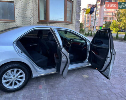 Сірий Тойота Камрі, об'ємом двигуна 2.5 л та пробігом 291 тис. км за 9999 $, фото 25 на Automoto.ua