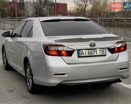 Серый Тойота Камри, объемом двигателя 2.49 л и пробегом 196 тыс. км за 12300 $, фото 33 на Automoto.ua