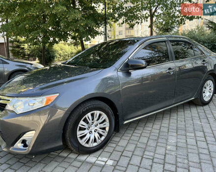 Сірий Тойота Камрі, об'ємом двигуна 2.5 л та пробігом 264 тис. км за 11500 $, фото 11 на Automoto.ua