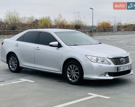 Серый Тойота Камри, объемом двигателя 2.49 л и пробегом 196 тыс. км за 12300 $, фото 26 на Automoto.ua