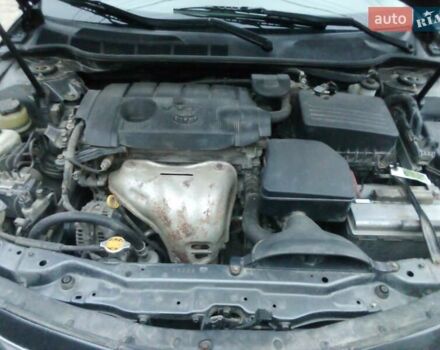 Сірий Тойота Камрі, об'ємом двигуна 2.5 л та пробігом 214 тис. км за 8900 $, фото 15 на Automoto.ua